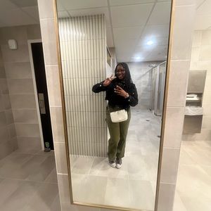 Meet your Posher, Camryn